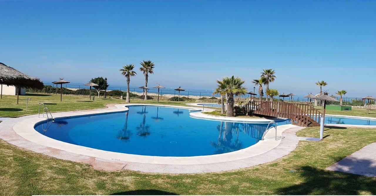 Casa En Primera Linea De Playa Zahara de los Atunes Luaran gambar
